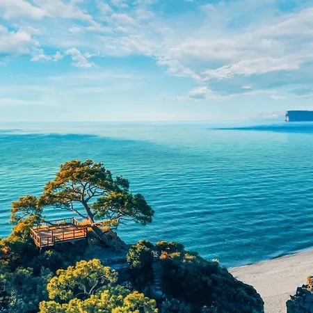 Ng Phaselis Bay كمر