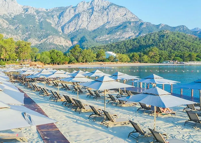 Ng Phaselis Bay كمر